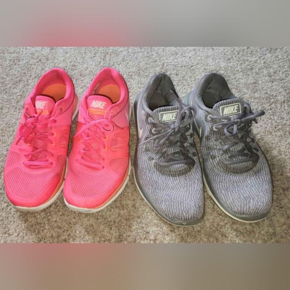 Bundle Of Nike Shoes